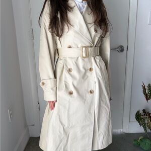 Uniqlo Women's Beige Double-Breasted Trench Coat